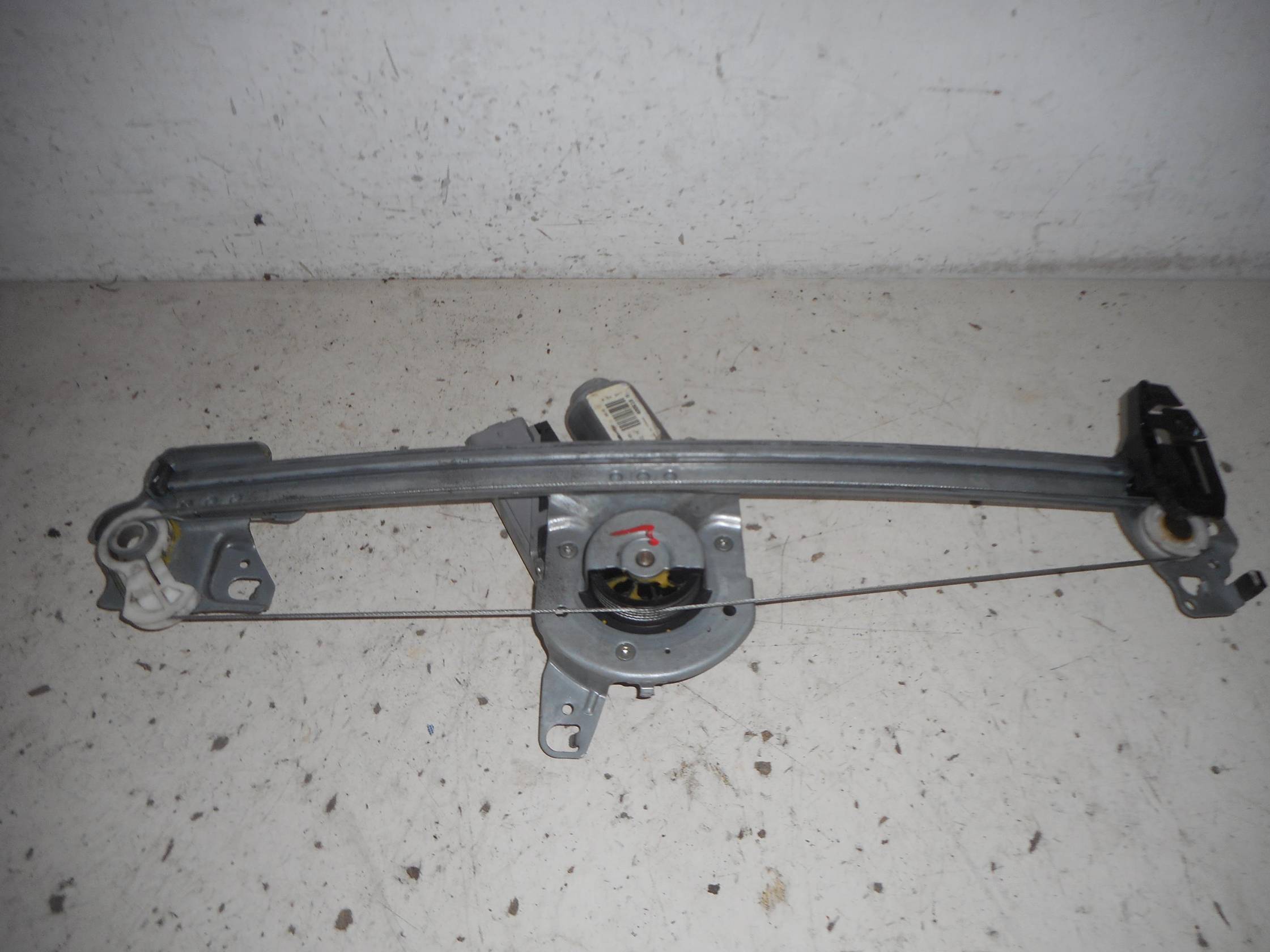 Alzacristallo elettr. porta ant. dx.